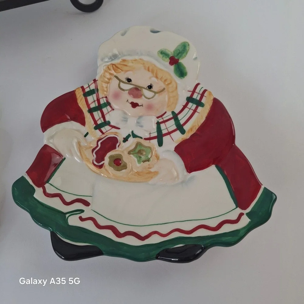 Fitz and Floyd Gift Gallery Santa and Mrs Claus Ceramic Cookie Plates Christmas